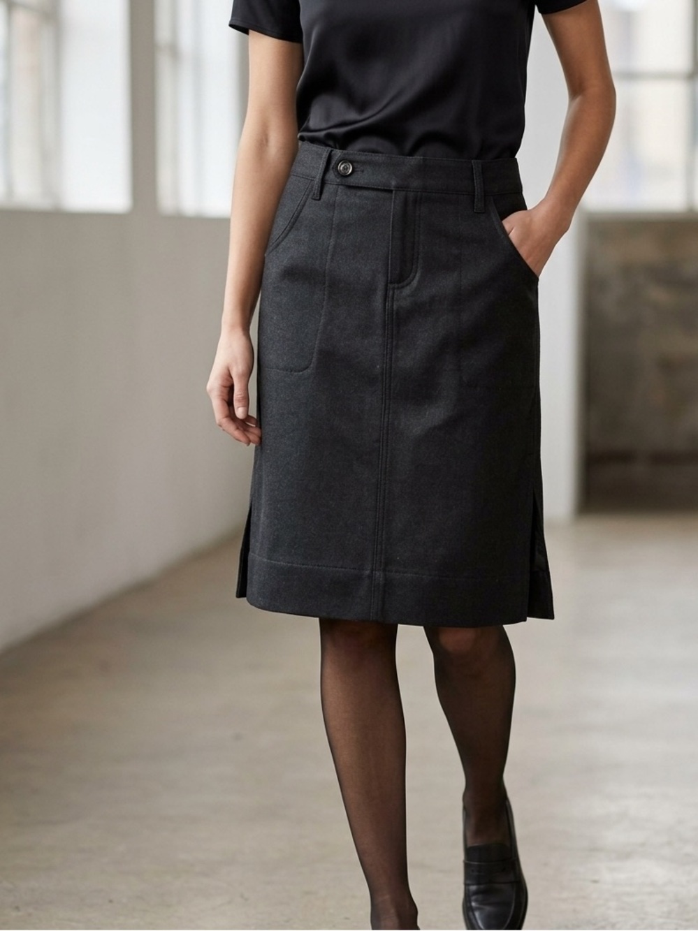 JACOB | Gorgeous Classic Wool blend lined skirt with side slits
